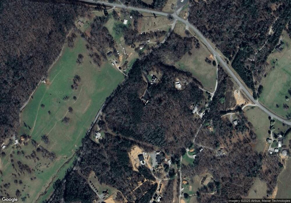 113 Douthit Rd, Mineral Bluff, GA 30559 - photo 1