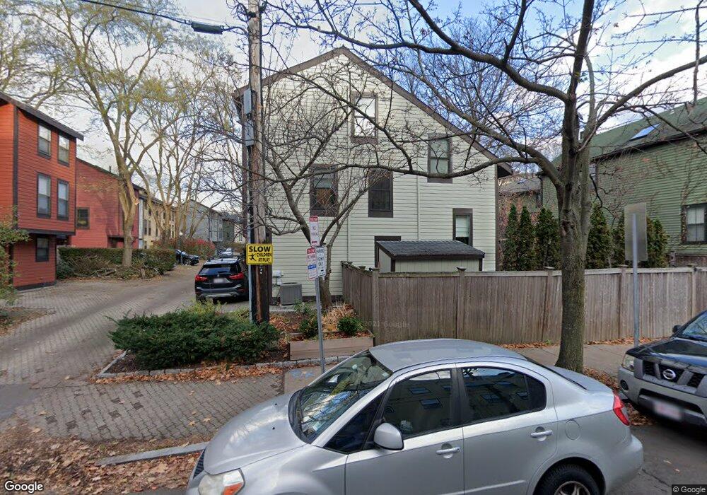 4 Lilac Ct, Cambridge, MA 02141 - photo 1