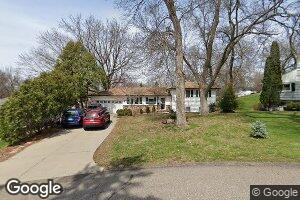 11320 Friar Ln, Hopkins, MN 55305