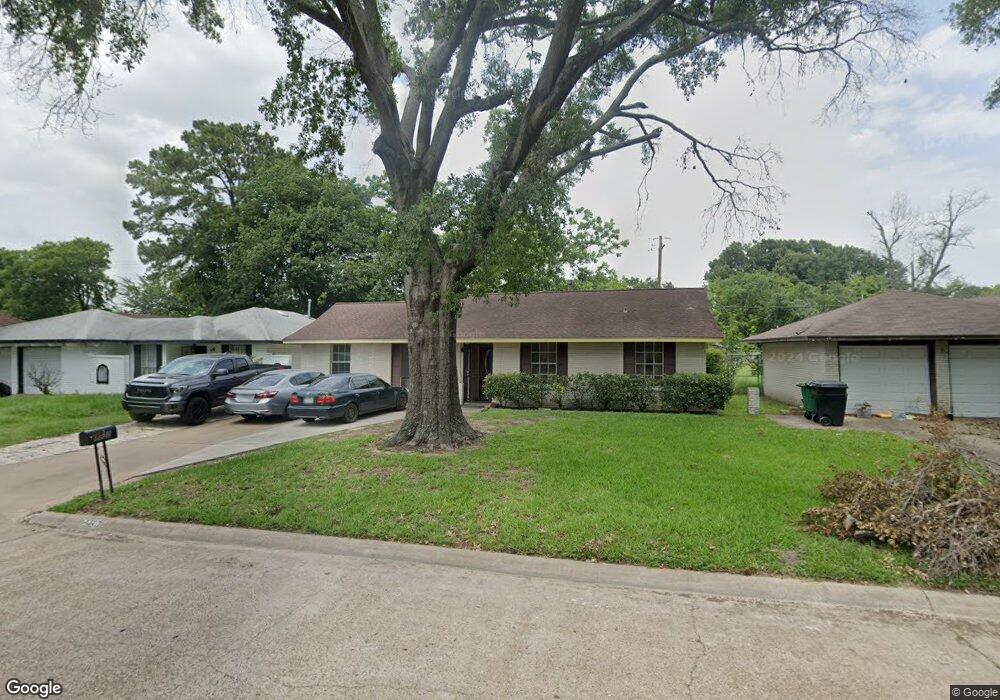 8930 Ivy Spring Ln, Houston, TX 77088 - photo 1