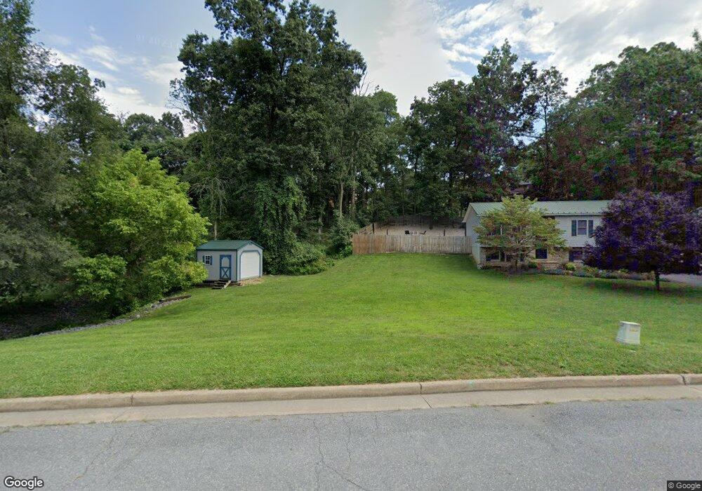 944 Carriage Dr, Harrisonburg, VA 22801 - photo 1