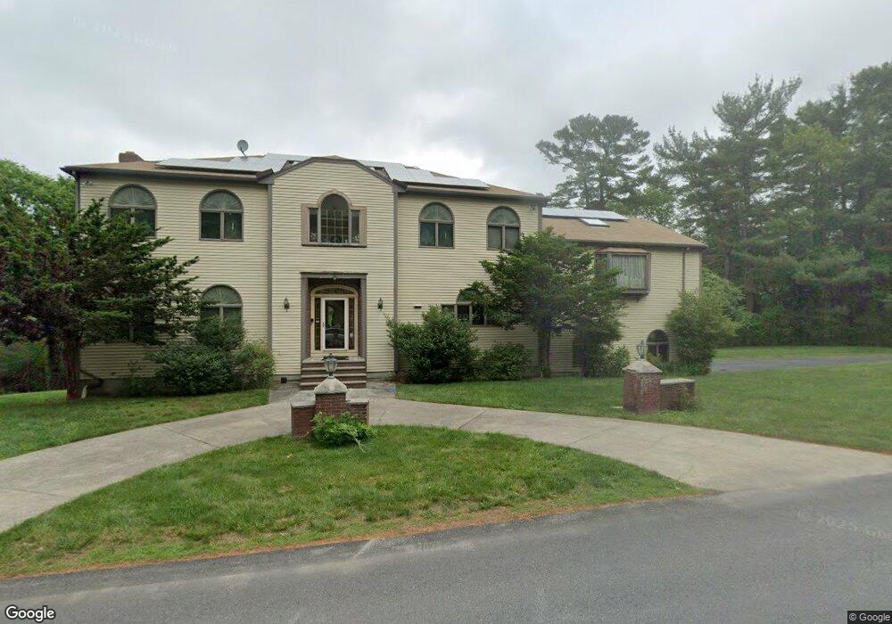 32 Bubbling Brook Rd, Walpole, MA 02081 - photo 1