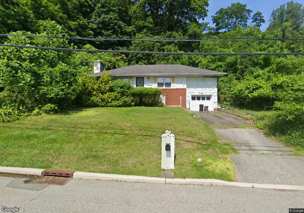 89 Vreeland Ave, Bloomingdale, NJ 07403 - photo 1