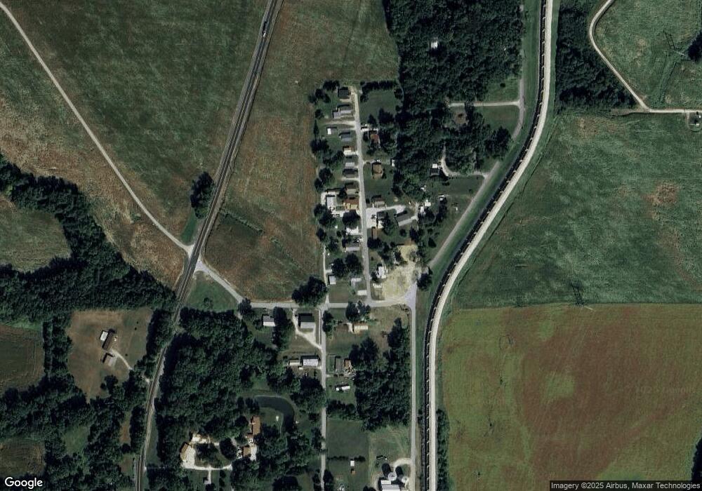 307 N 1st St, Edwardsport, IN 47528 - photo 1