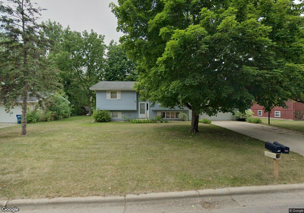 306 10th St N, Sauk Rapids, MN 56379 - photo 1