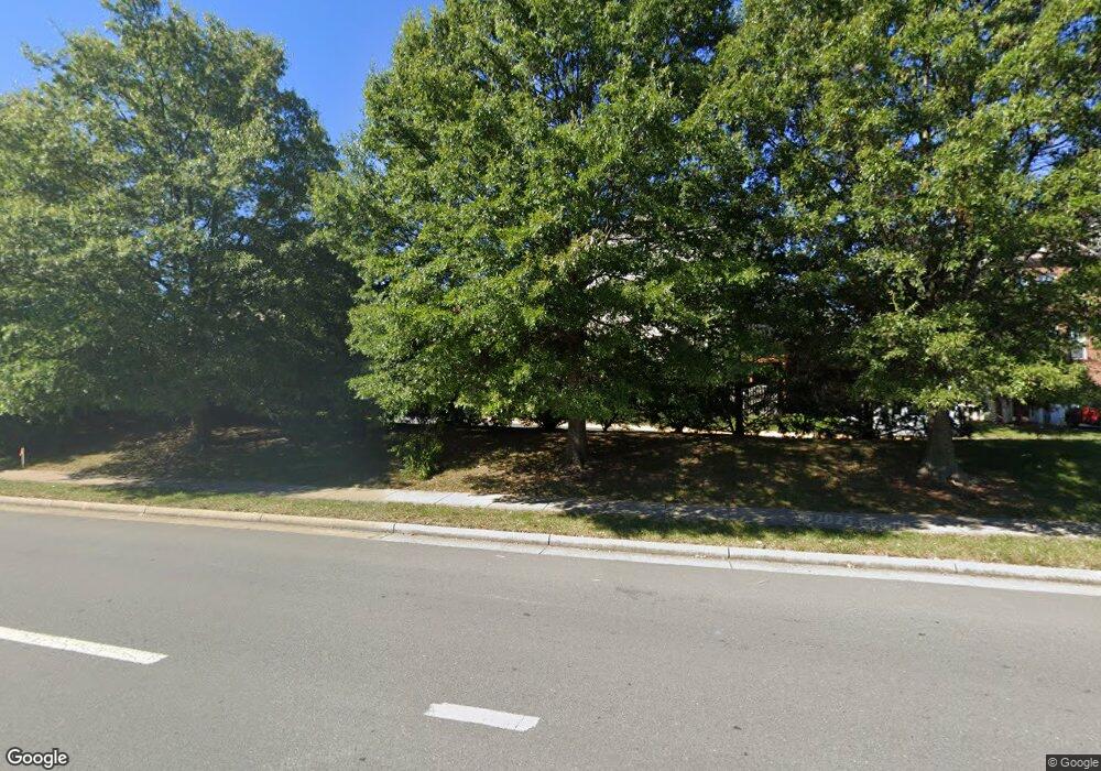 13022 Park Crescent Cir, Herndon, VA 20171 - photo 1