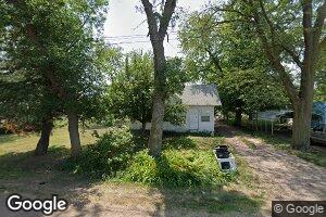 313 E 1st St, Kimball, SD 57355