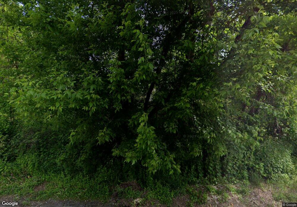 1526 Canterbury Ln, Berwyn, PA 19312 - photo 1