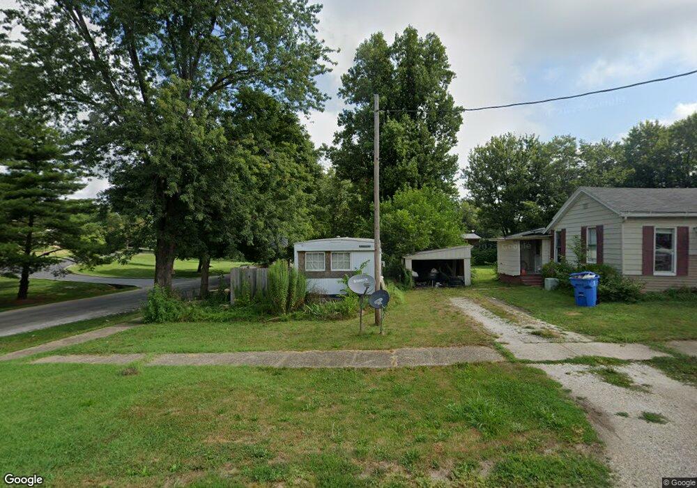401 E Grant St, Virginia, IL 62691 - photo 1