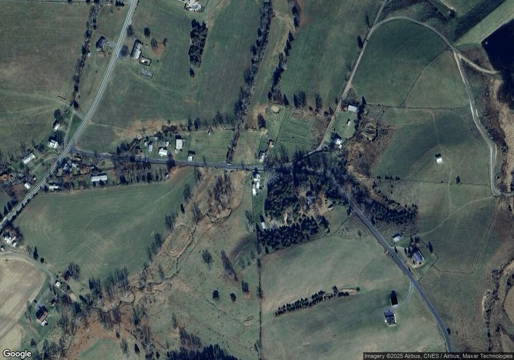 2213 Pumpkin Center Rd, Petersburg, WV 26847 - photo 1