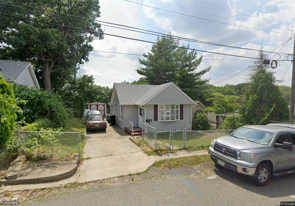 656 Woodland Ave, South Amboy, NJ 08879 - photo 1