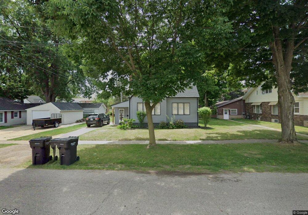 123 W Sycamore St, Wayland, MI 49348 - photo 1