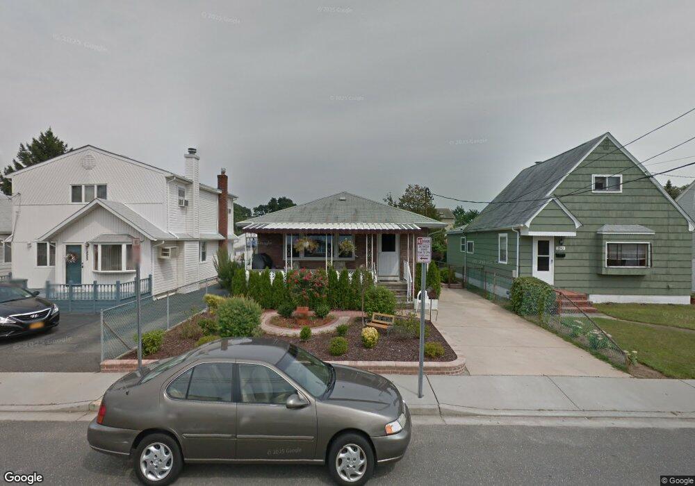 2937 Marlborough Rd, Oceanside, NY 11572 - photo 1