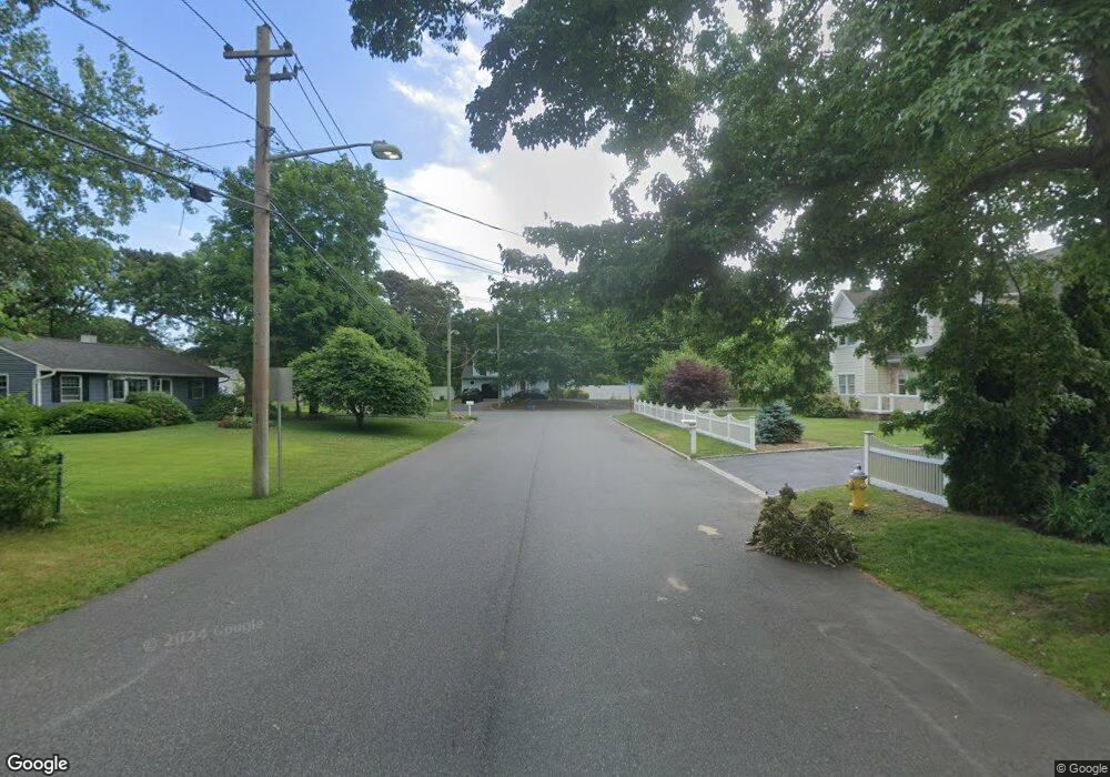 153 Cedar Ave, Sayville, NY 11782 - photo 1