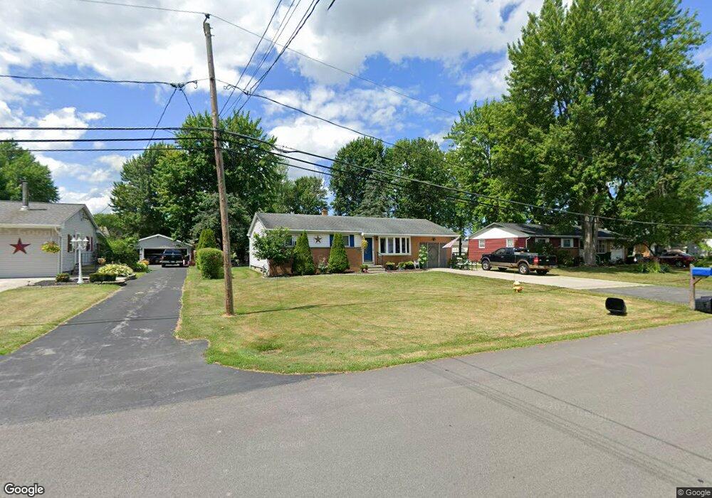 7170 Norman Rd, North Tonawanda, NY 14120 - photo 1