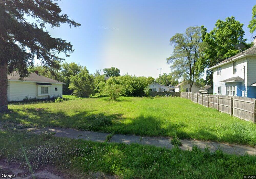 214 E Eddington Ave, Flint, MI 48503 - photo 1