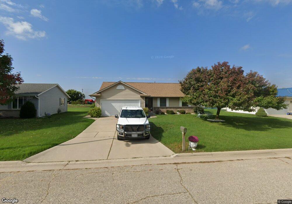 2348 Aspen St, Janesville, WI 53546 - photo 1