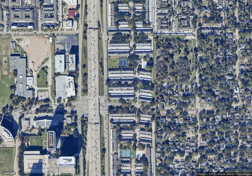 10292 Briar Forest Dr unit 26, Houston, TX 77042 - photo 1