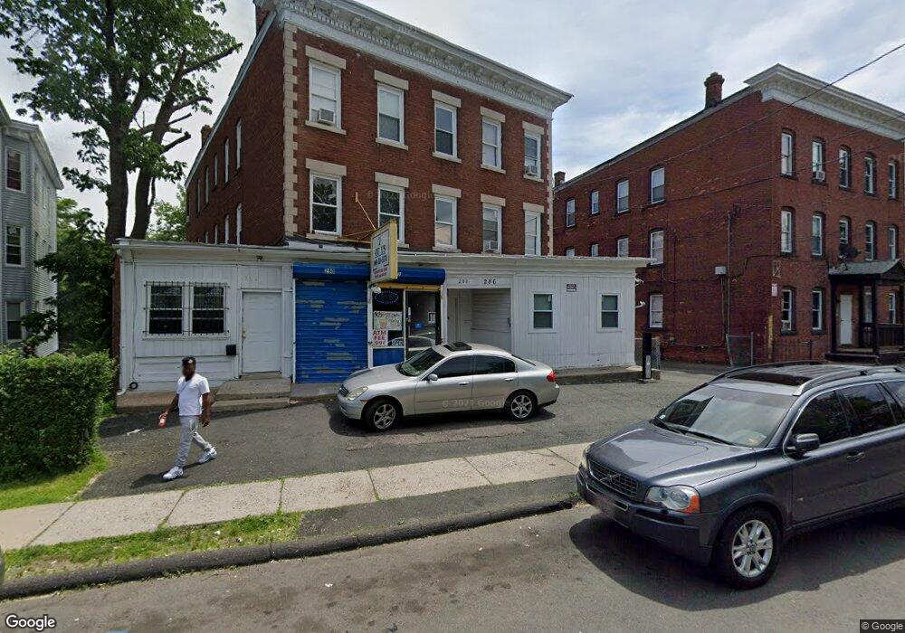 286 Bellevue St unit 4, Hartford, CT 06120 - photo 1