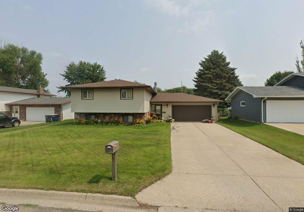 1514 6th Ave NE, Jamestown, ND 58401 - photo 1