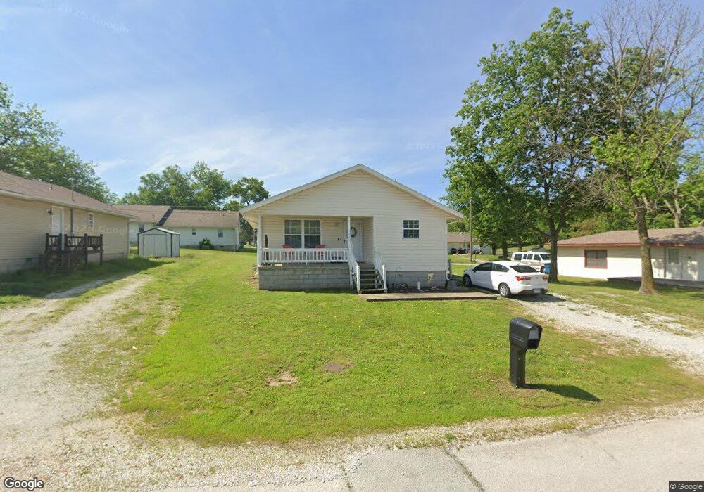 1216 Grove St, Carthage, MO 64836 - photo 1