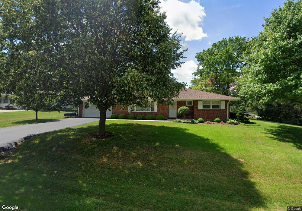 301 Pershing Ct E, Philo, IL 61864 - photo 1