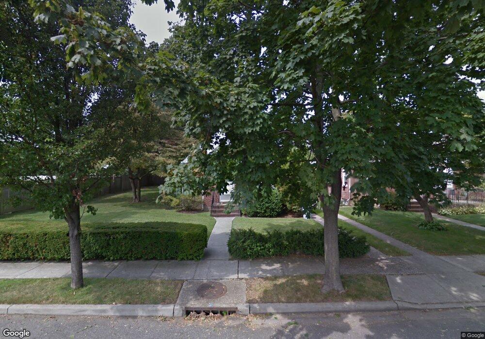 41 Roxbury Rd, Franklin Square, NY 11010 - photo 1