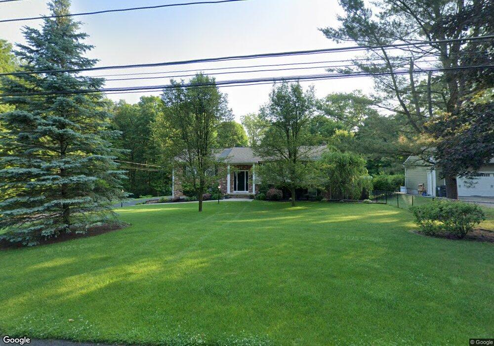 3 Walnut Ln W, Schenectady, NY 12309 - photo 1