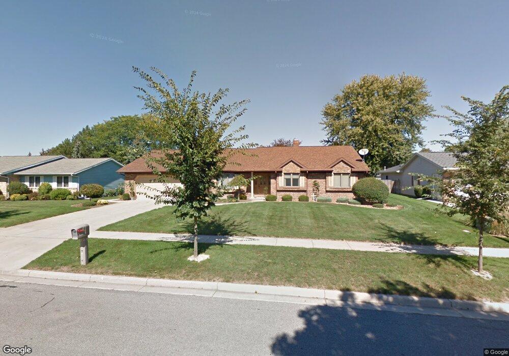 686 Willow Ln, Frankenmuth, MI 48734 - photo 1