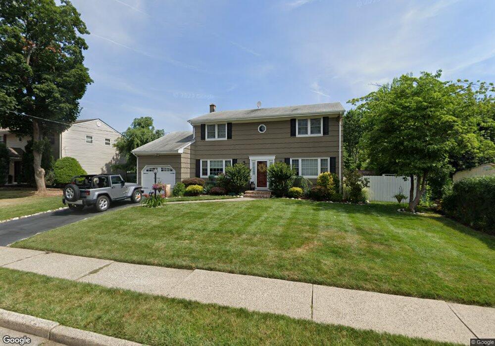 8 Princeton Dr, Middlesex, NJ 08846 - photo 1