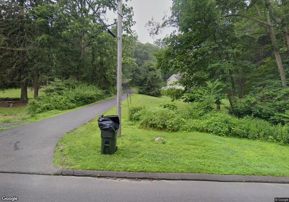 125 Chestnut Ridge Rd, Bethel, CT 06801 - photo 1