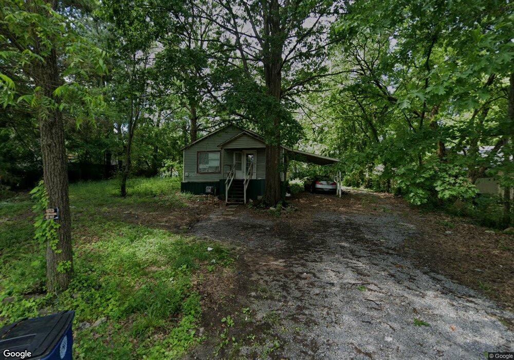 705 Woodland Ave, Shelbyville, TN 37160 - photo 1