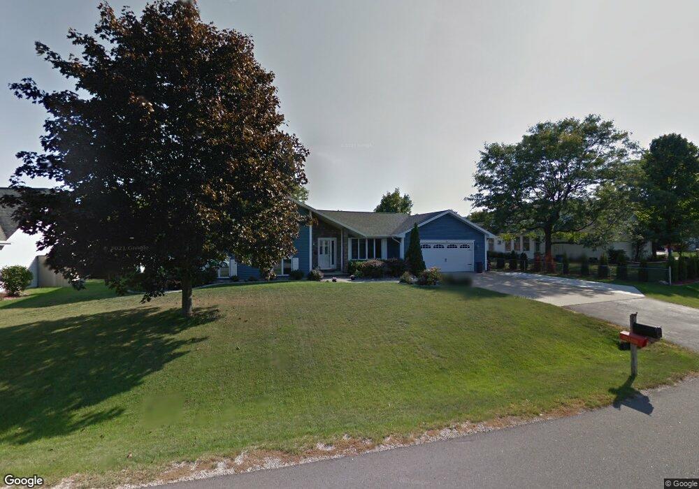 W2755 Ridgeview Ct, Appleton, WI 54915 - photo 1