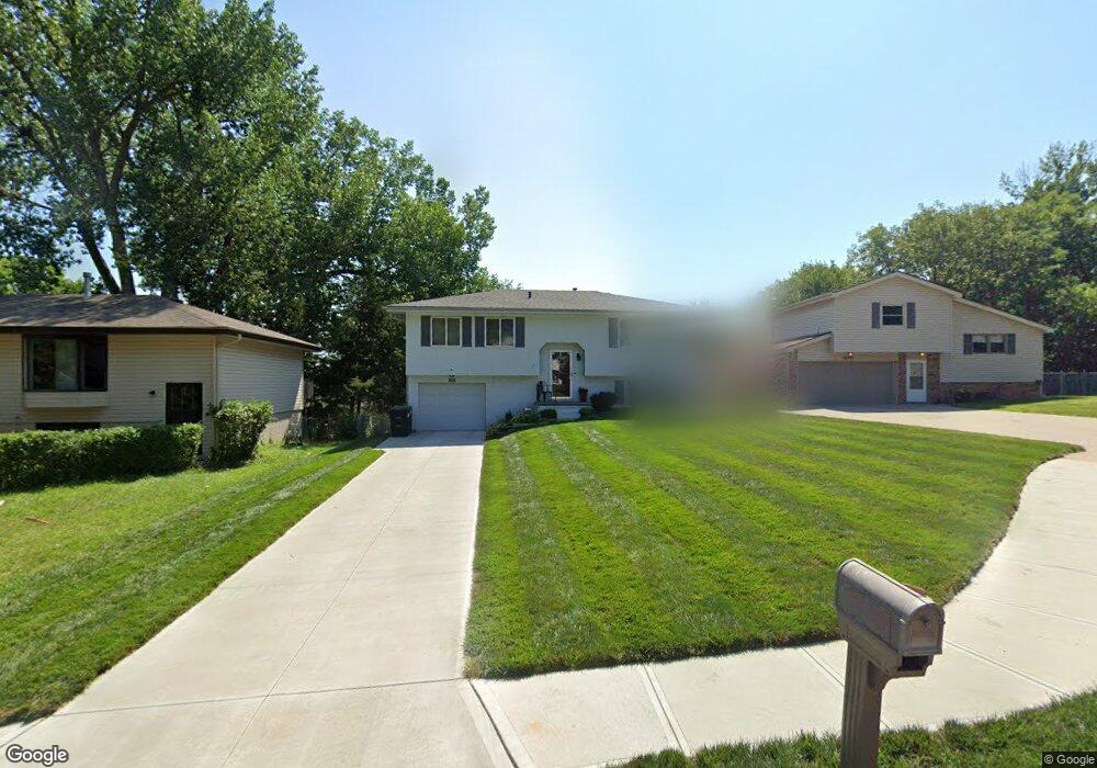 12737 Fowler Cir, Omaha, NE 68164 - photo 1