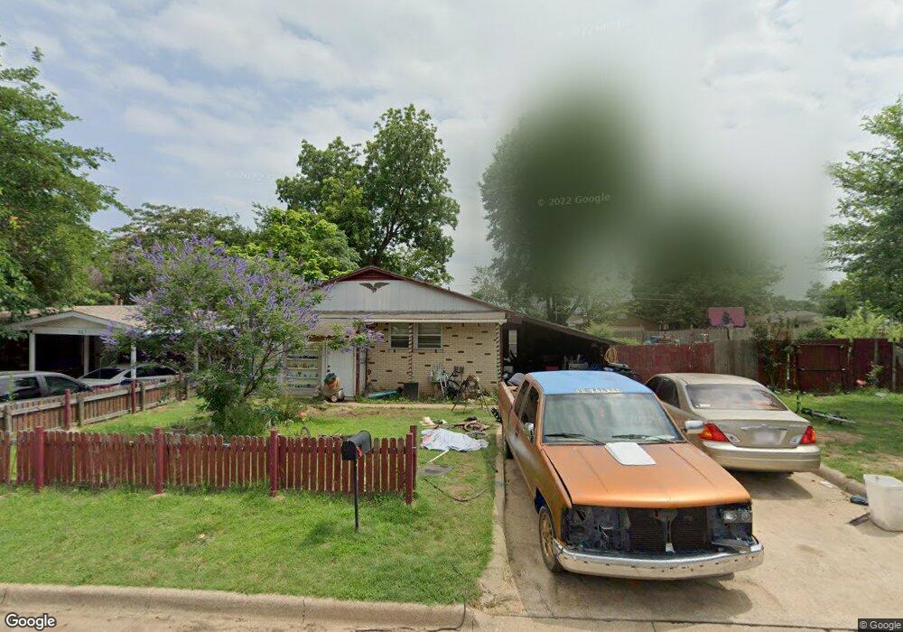 716 W Bullock St, Denison, TX 75020 - photo 1