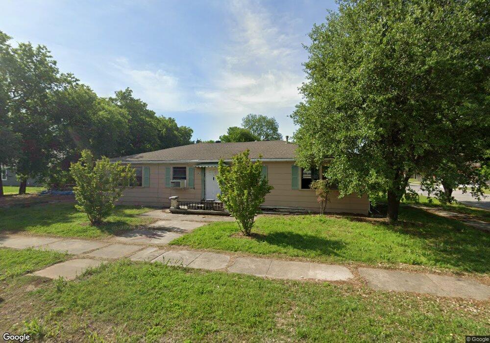 812 Broadus St, Gainesville, TX 76240 - photo 1