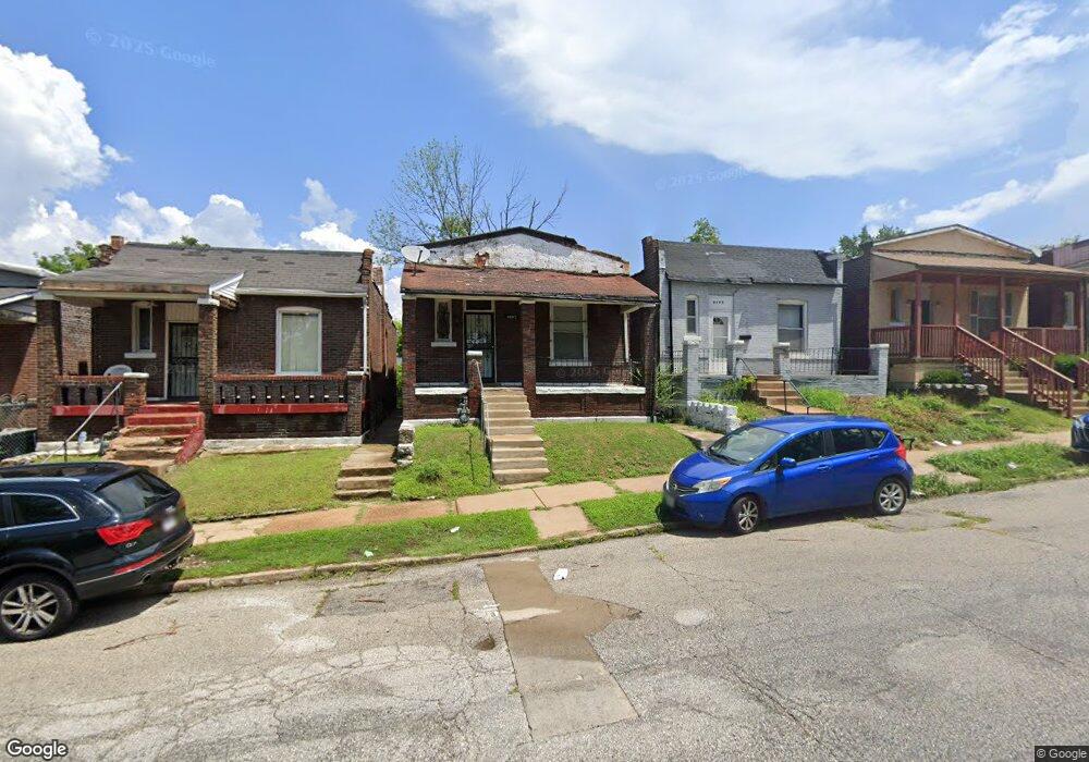 4493 Lee Ave, Saint Louis, MO 63115 - photo 1