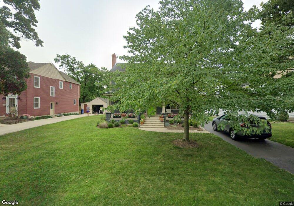 35 E Schreyer Place, Columbus, OH 43214 - photo 1