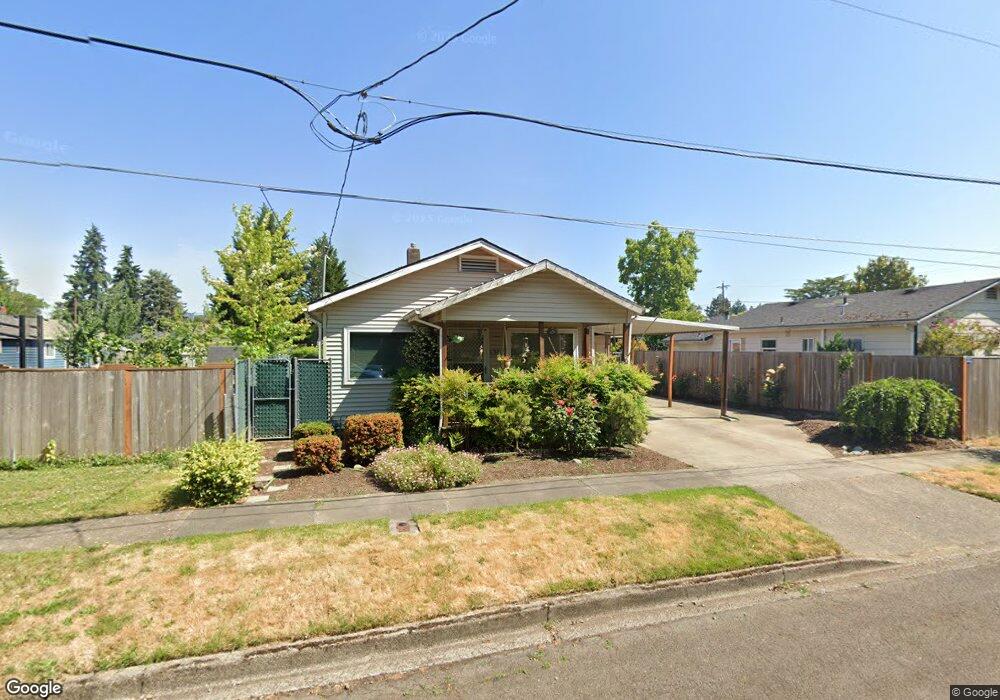 1311 E 8th St, Newberg, OR 97132 - photo 1