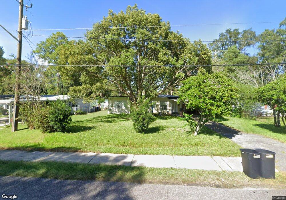 5437 Kingsbury St, Jacksonville, FL 32205 - photo 1