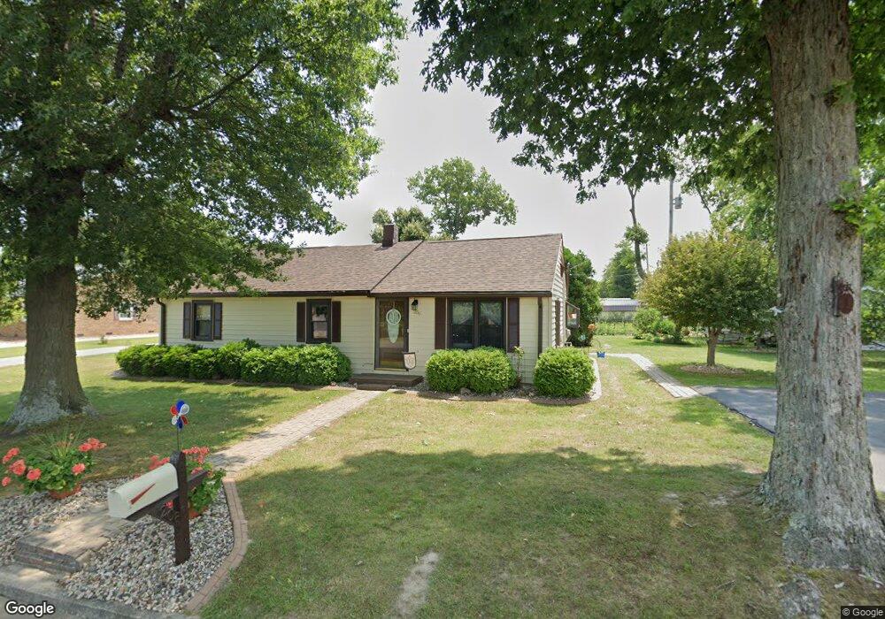 206 Oakwood Dr, Berea, KY 40403 - photo 1