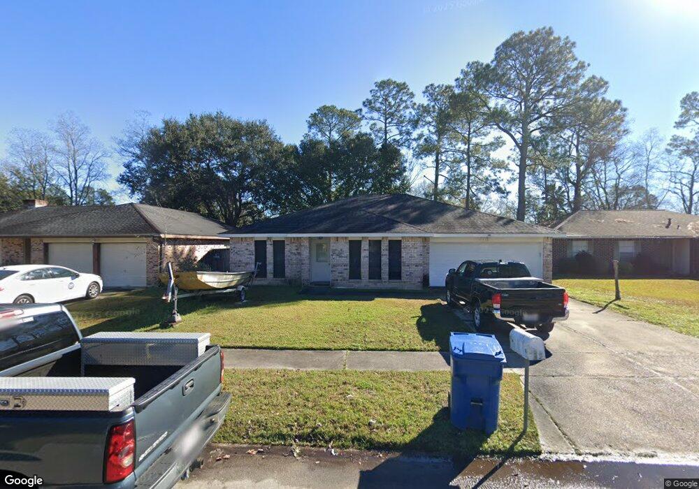 134 W Queens Dr, Slidell, LA 70458 - photo 1