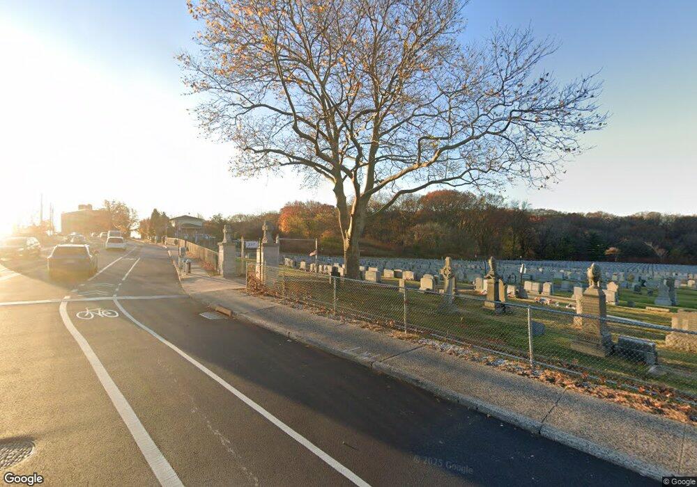 906 Clove Rd, Staten Island, NY 10301 - photo 1