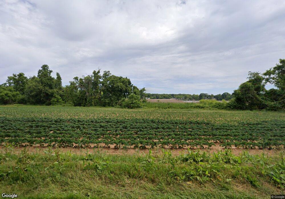 708 Stumpf Rd, Middle River, MD 21220 - photo 1