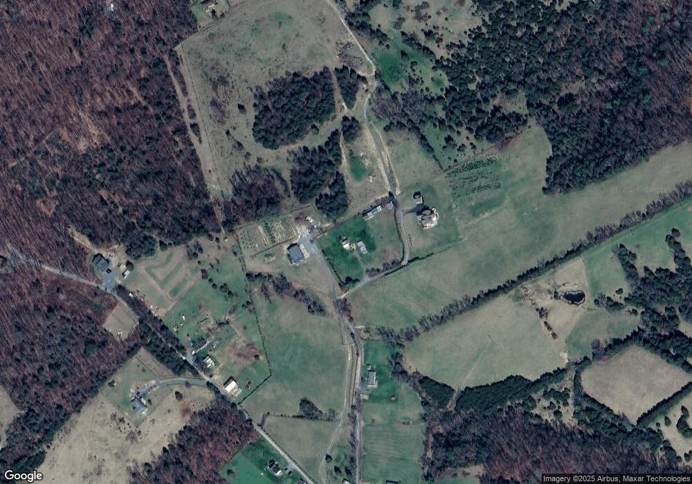 271 Little Mountain Ln, Edinburg, VA 22824 - photo 1