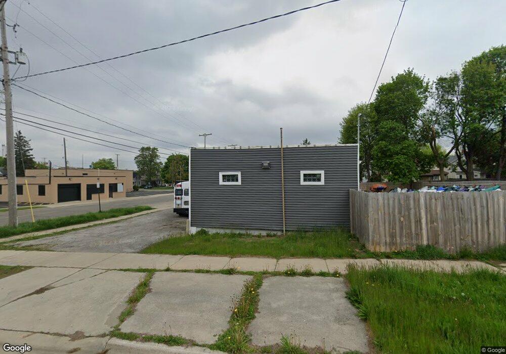 513 Frank St, Adrian, MI 49221 - photo 1