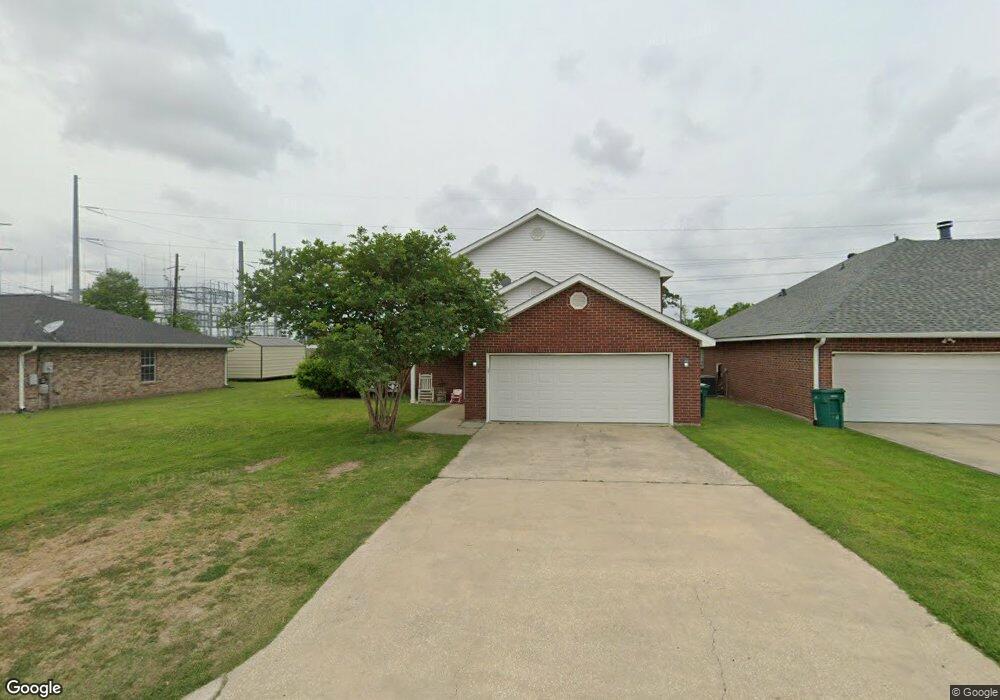904 Mcdaniel Dr, Lake Charles, LA 70605 - photo 1