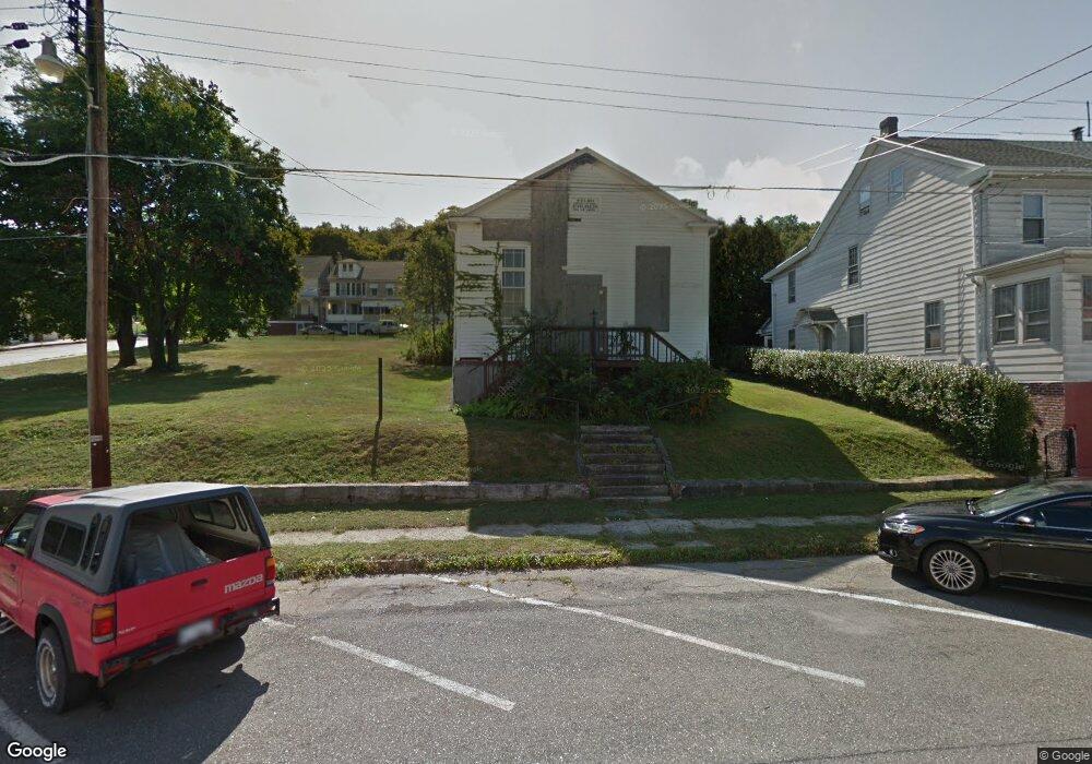 208 W Abbott St, Lansford, PA 18232 - photo 1