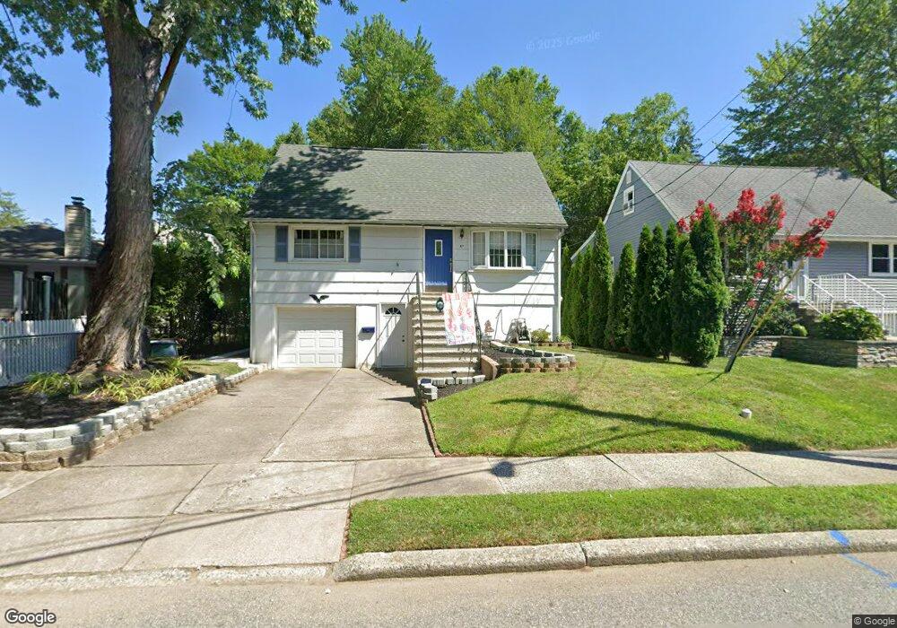 47 Lakeside Ave, Bloomingdale, NJ 07403 - photo 1