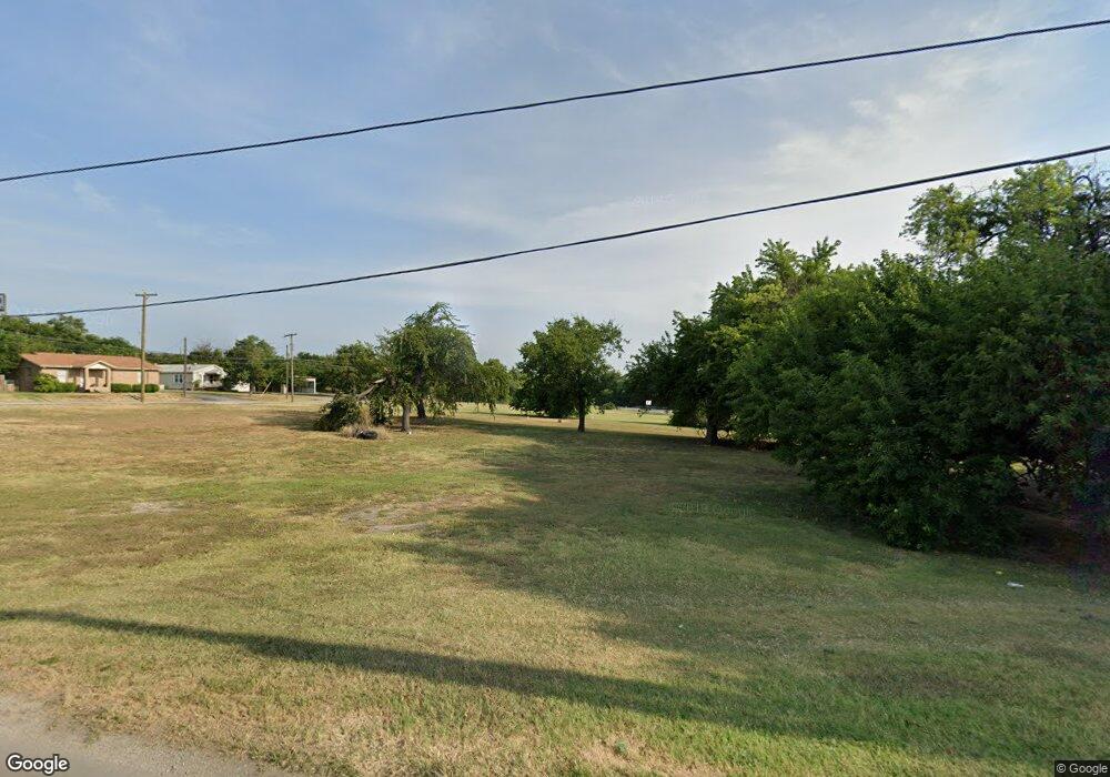 804 W Walnut St, Decatur, TX 76234 - photo 1